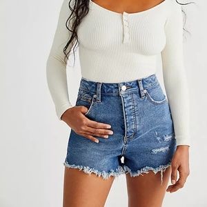 FREE PEOPLE | WE THE FREE | CRVY Vintage High-RIse Denim Shorts Button Fly Sz 30